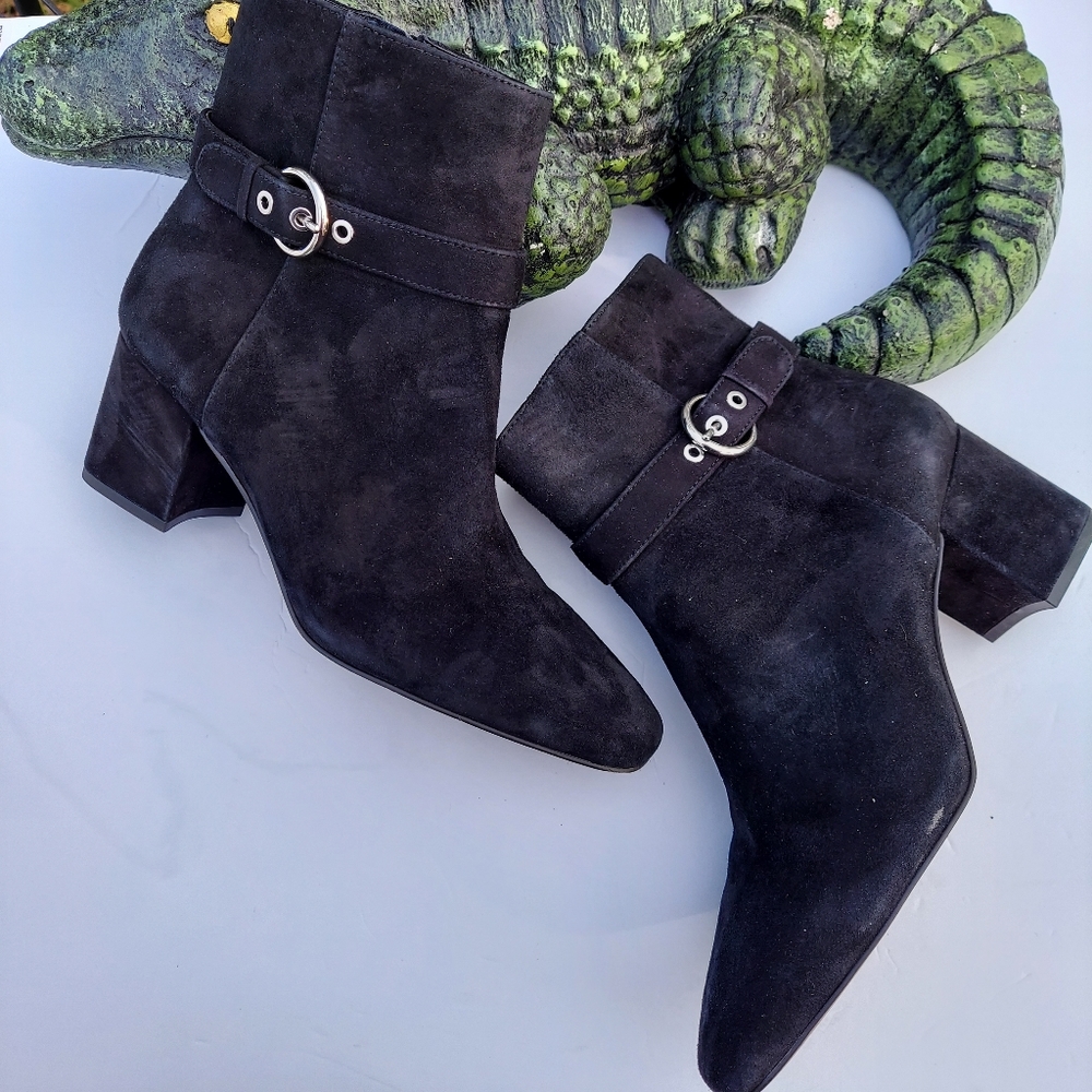 Ann Taylor Breanna Block Heel Booties Sz 8